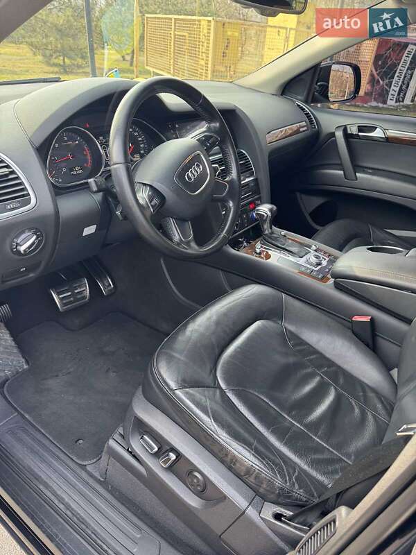 Внедорожник / Кроссовер Audi Q7 2012 в Одессе