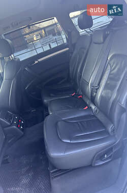 Внедорожник / Кроссовер Audi Q7 2010 в 