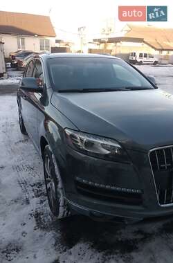 Внедорожник / Кроссовер Audi Q7 2014 в 