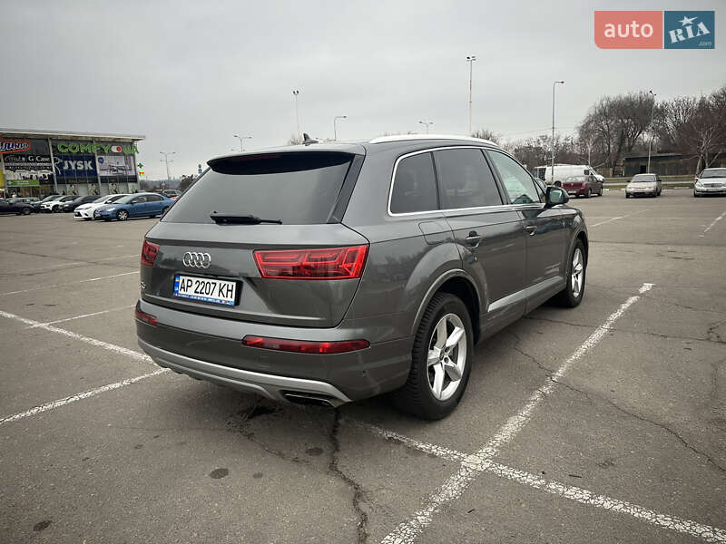 Позашляховик / Кросовер Audi Q7 2018 в Запоріжжі