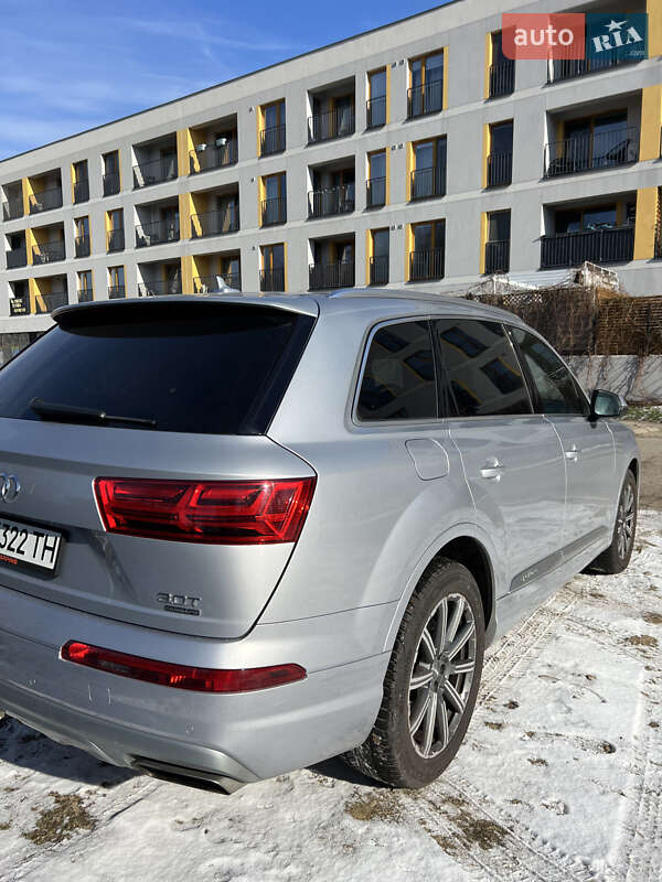 Позашляховик / Кросовер Audi Q7 2016 в Тернополі