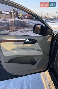 Позашляховик / Кросовер Audi Q7 2007 в 