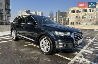 Позашляховик / Кросовер Audi Q7 2016 в Києві