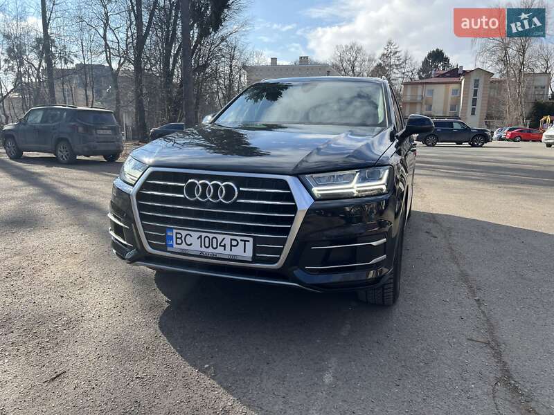 Позашляховик / Кросовер Audi Q7 2019 в Львові фото 18 Позашляховик / Кросовер Audi Q7 2019 в Львові