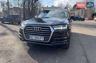 Внедорожник / Кроссовер Audi Q7 2019 в 