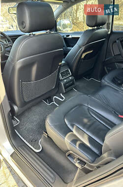 Внедорожник / Кроссовер Audi Q7 2011 в 