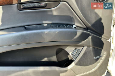 Внедорожник / Кроссовер Audi Q7 2011 в 
