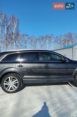 Внедорожник / Кроссовер Audi Q7 2013 в Ромнах