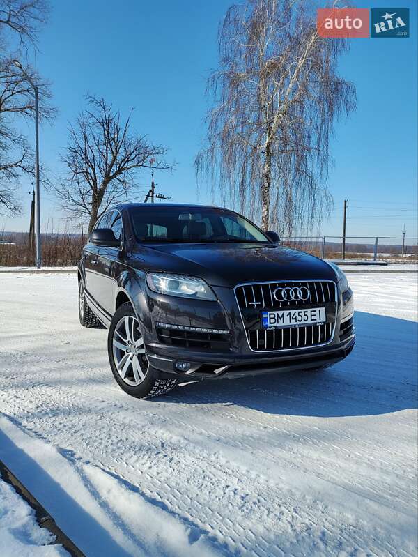 Внедорожник / Кроссовер Audi Q7 2013 в Ромнах