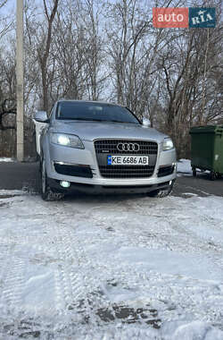 Позашляховик / Кросовер Audi Q7 2007 в Дніпрі