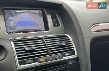 Внедорожник / Кроссовер Audi Q7 2014 в 