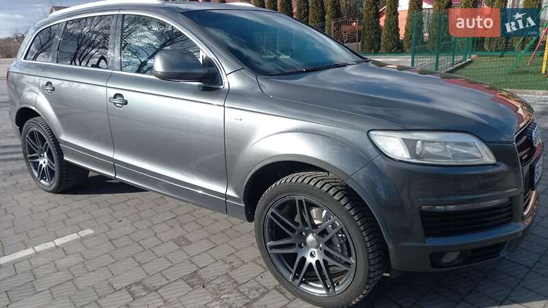 Внедорожник / Кроссовер Audi Q7 2008 в 