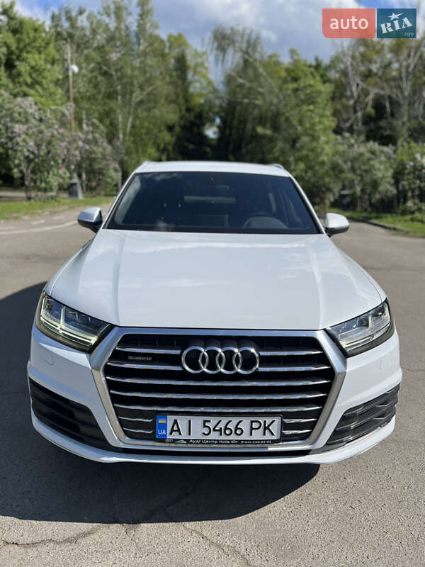 Позашляховик / Кросовер Audi Q7 2018 в Києві