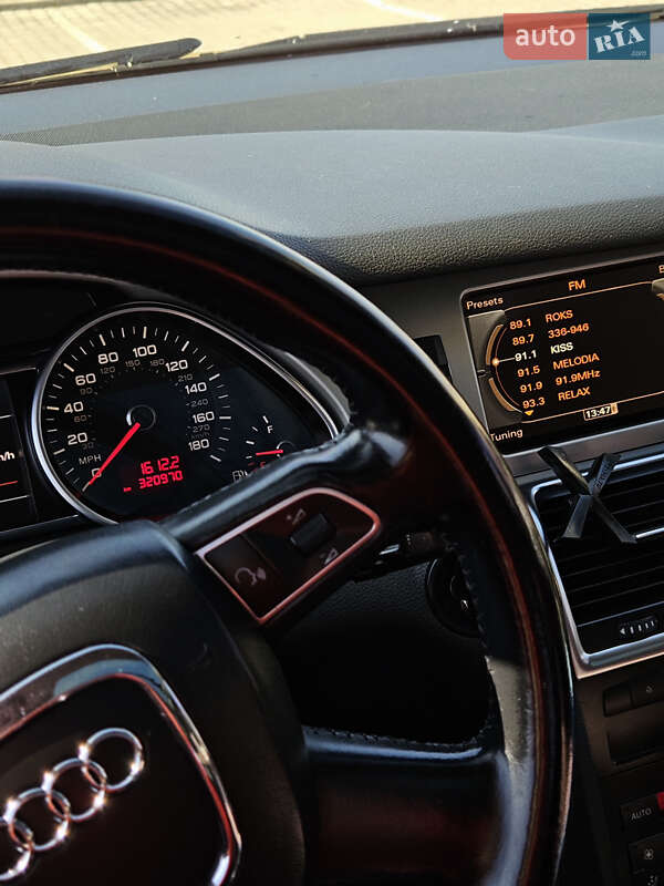 Внедорожник / Кроссовер Audi Q7 2010 в Львове