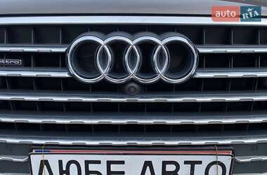 Внедорожник / Кроссовер Audi Q7 2016 в 