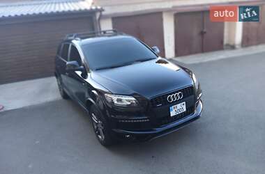 Внедорожник / Кроссовер Audi Q7 2013 в 