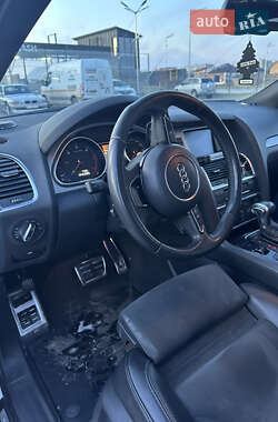 Внедорожник / Кроссовер Audi Q7 2012 в 