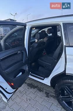 Внедорожник / Кроссовер Audi Q7 2012 в 