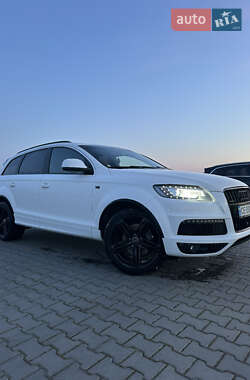 Внедорожник / Кроссовер Audi Q7 2012 в 