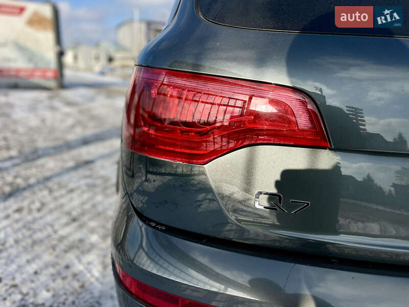 Внедорожник / Кроссовер Audi Q7 2012 в Полтаве