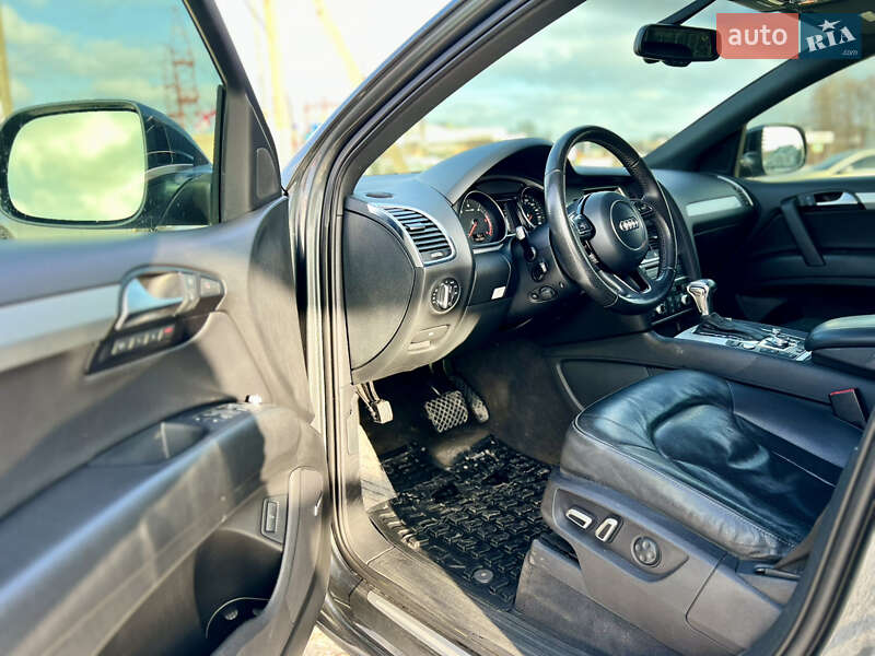 Внедорожник / Кроссовер Audi Q7 2012 в Полтаве