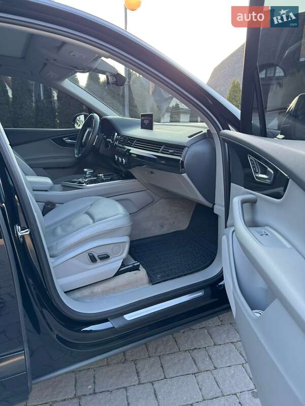 Внедорожник / Кроссовер Audi Q7 2018 в Ивано-Франковске