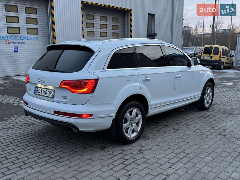 Внедорожник / Кроссовер Audi Q7 2014 в Киеве