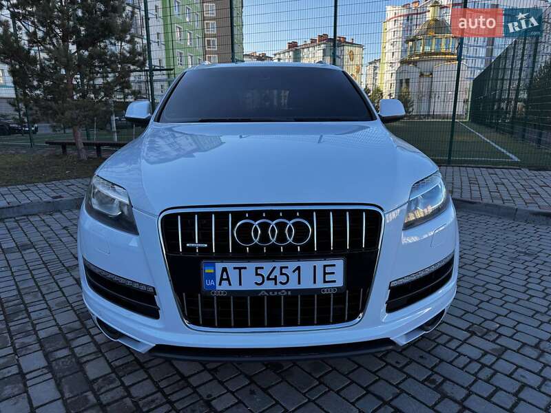 Позашляховик / Кросовер Audi Q7 2015 в Івано-Франківську