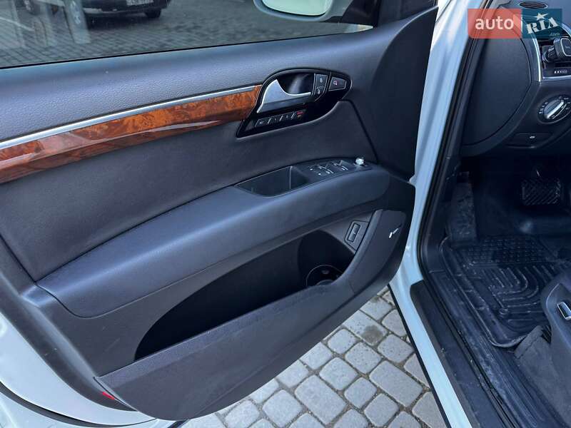 Позашляховик / Кросовер Audi Q7 2015 в Івано-Франківську