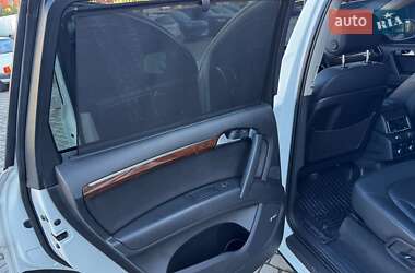 Внедорожник / Кроссовер Audi Q7 2015 в 
