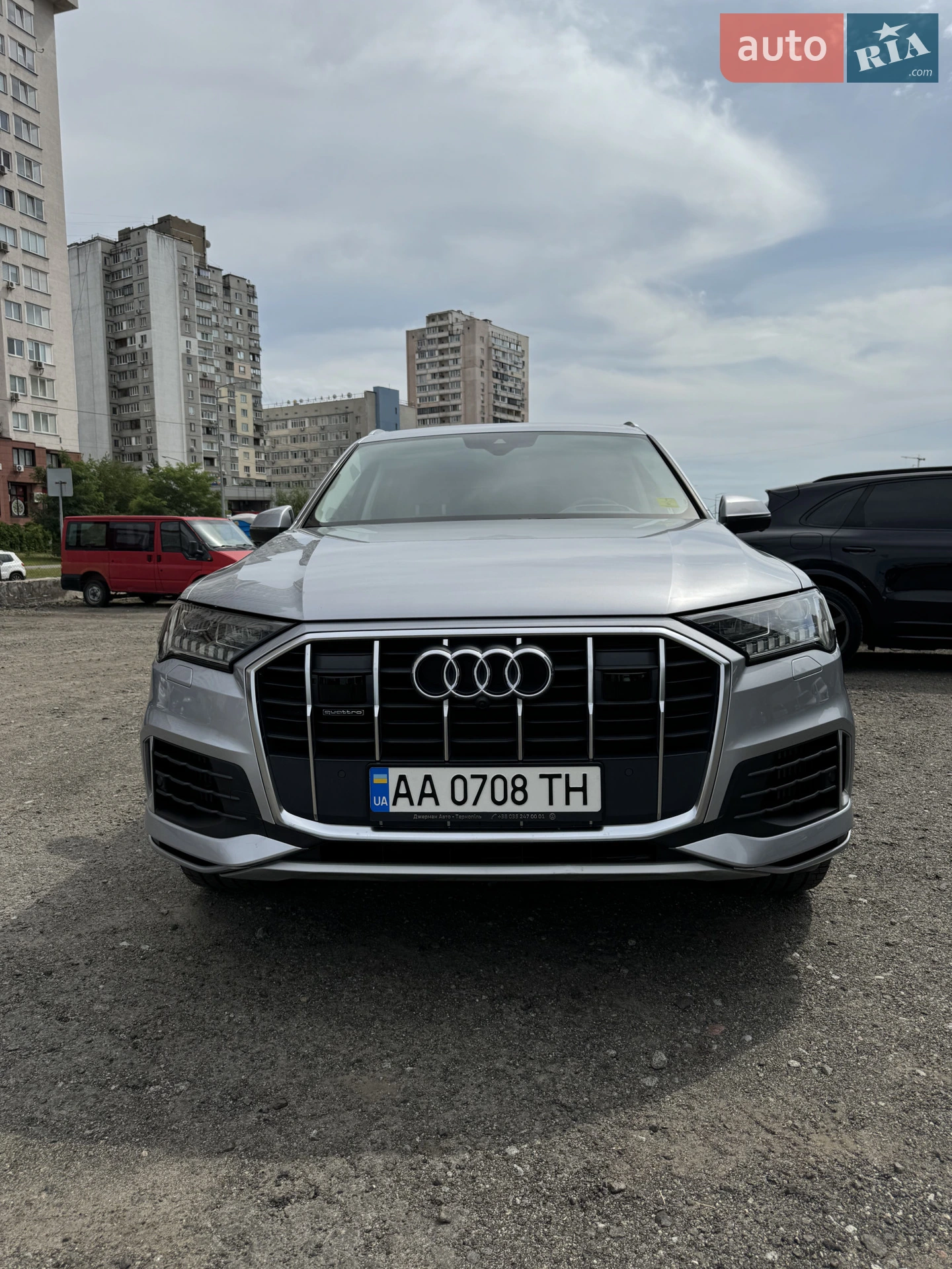 2020 Audi Q7 - фото 1