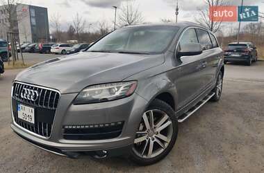 Внедорожник / Кроссовер Audi Q7 2010 в 