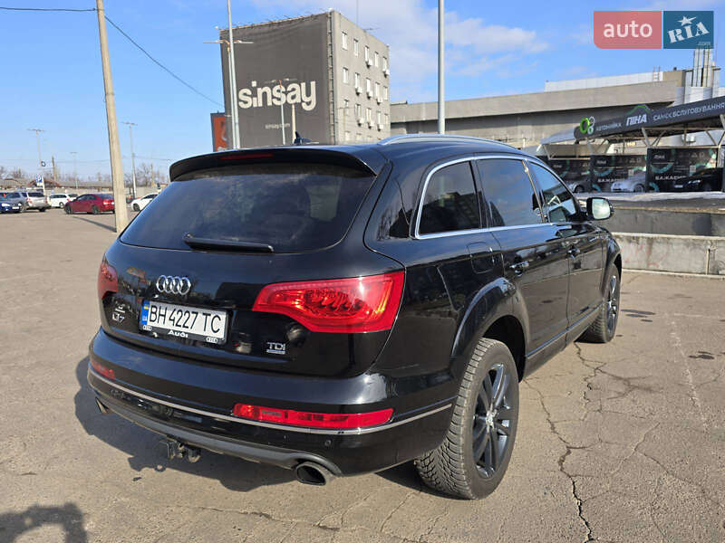 Внедорожник / Кроссовер Audi Q7 2015 в Николаеве