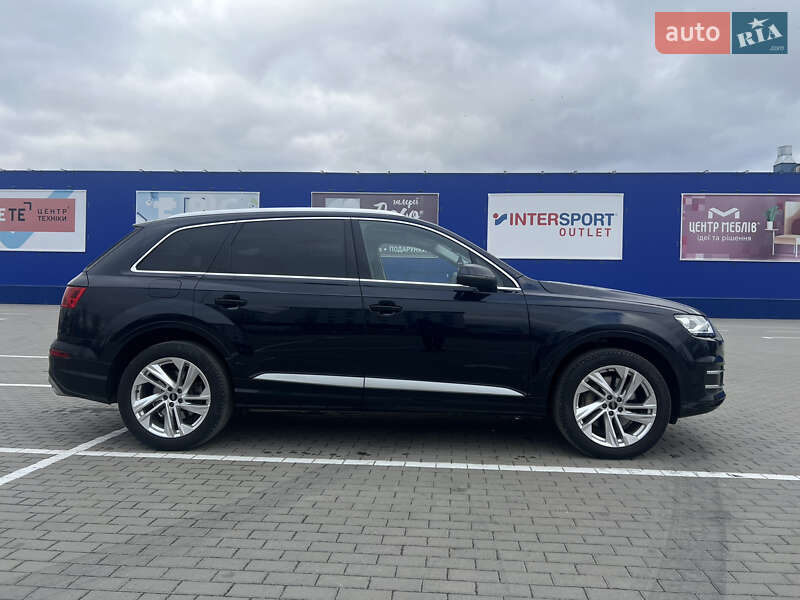 Внедорожник / Кроссовер Audi Q7 2017 в Тернополе