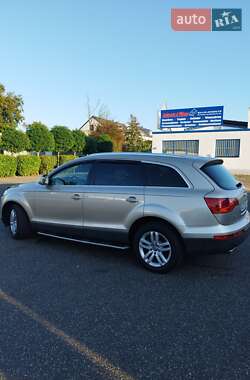 Внедорожник / Кроссовер Audi Q7 2007 в 