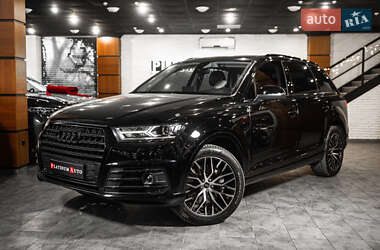 Внедорожник / Кроссовер Audi Q7 2018 в 