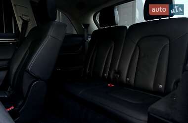 Внедорожник / Кроссовер Audi Q7 2011 в 