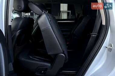 Внедорожник / Кроссовер Audi Q7 2011 в 