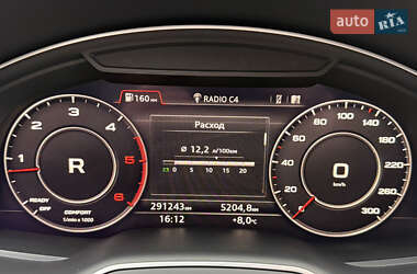 Внедорожник / Кроссовер Audi Q7 2015 в 