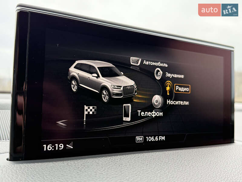 Внедорожник / Кроссовер Audi Q7 2015 в Черновцах