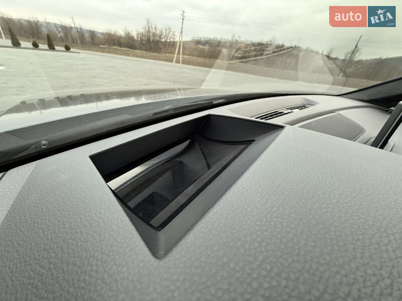 Внедорожник / Кроссовер Audi Q7 2015 в Черновцах