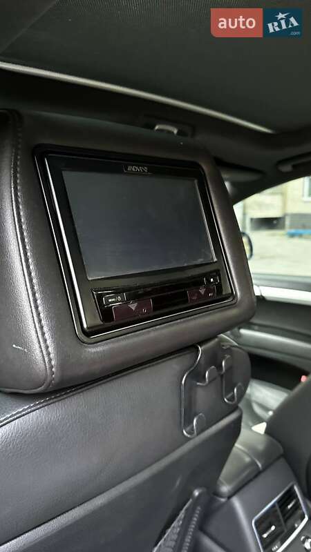 Внедорожник / Кроссовер Audi Q7 2010 в 