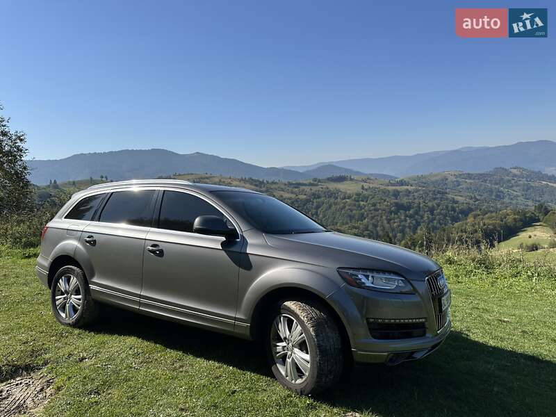 Внедорожник / Кроссовер Audi Q7 2010 в Полтаве