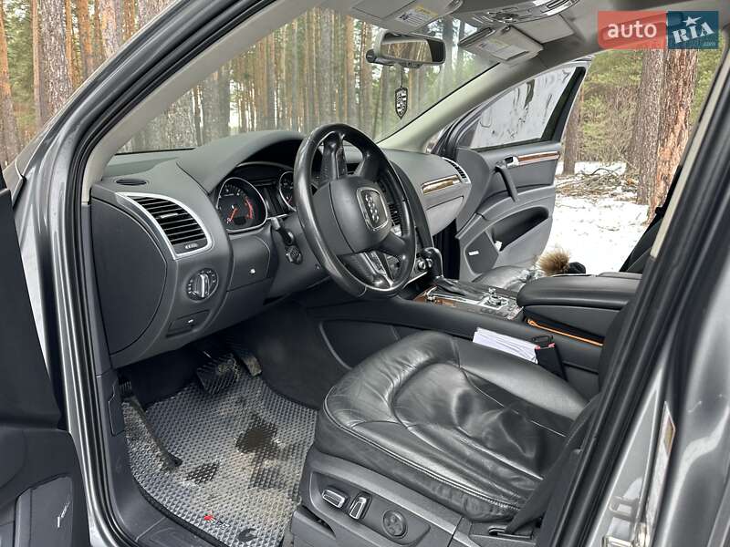 Внедорожник / Кроссовер Audi Q7 2010 в Полтаве