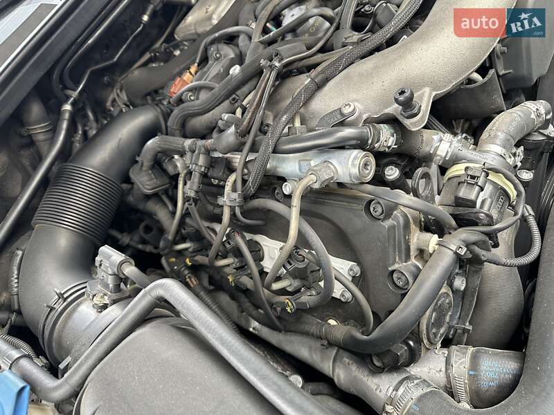 Внедорожник / Кроссовер Audi Q7 2010 в Полтаве