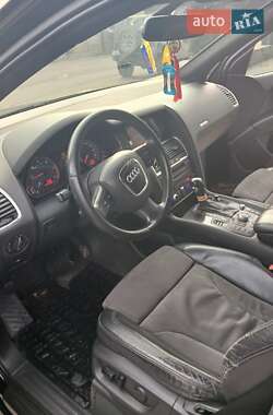 Позашляховик / Кросовер Audi Q7 2008 в 