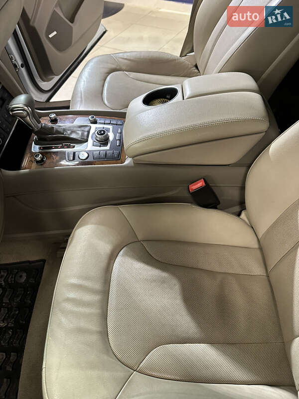 Внедорожник / Кроссовер Audi Q7 2015 в Кропивницком фото 77 Внедорожник / Кроссовер Audi Q7 2015 в Кропивницком