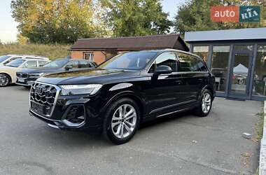 Внедорожник / Кроссовер Audi Q7 2024 в Киеве