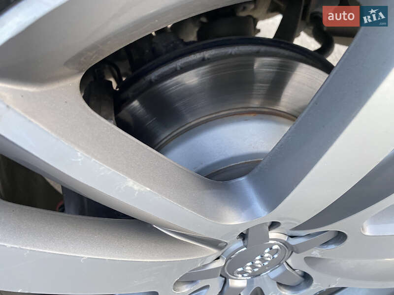 Внедорожник / Кроссовер Audi Q7 2015 в Львове