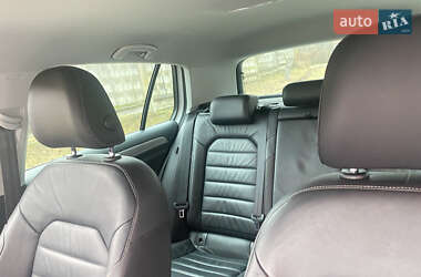 Внедорожник / Кроссовер Audi Q7 2015 в 